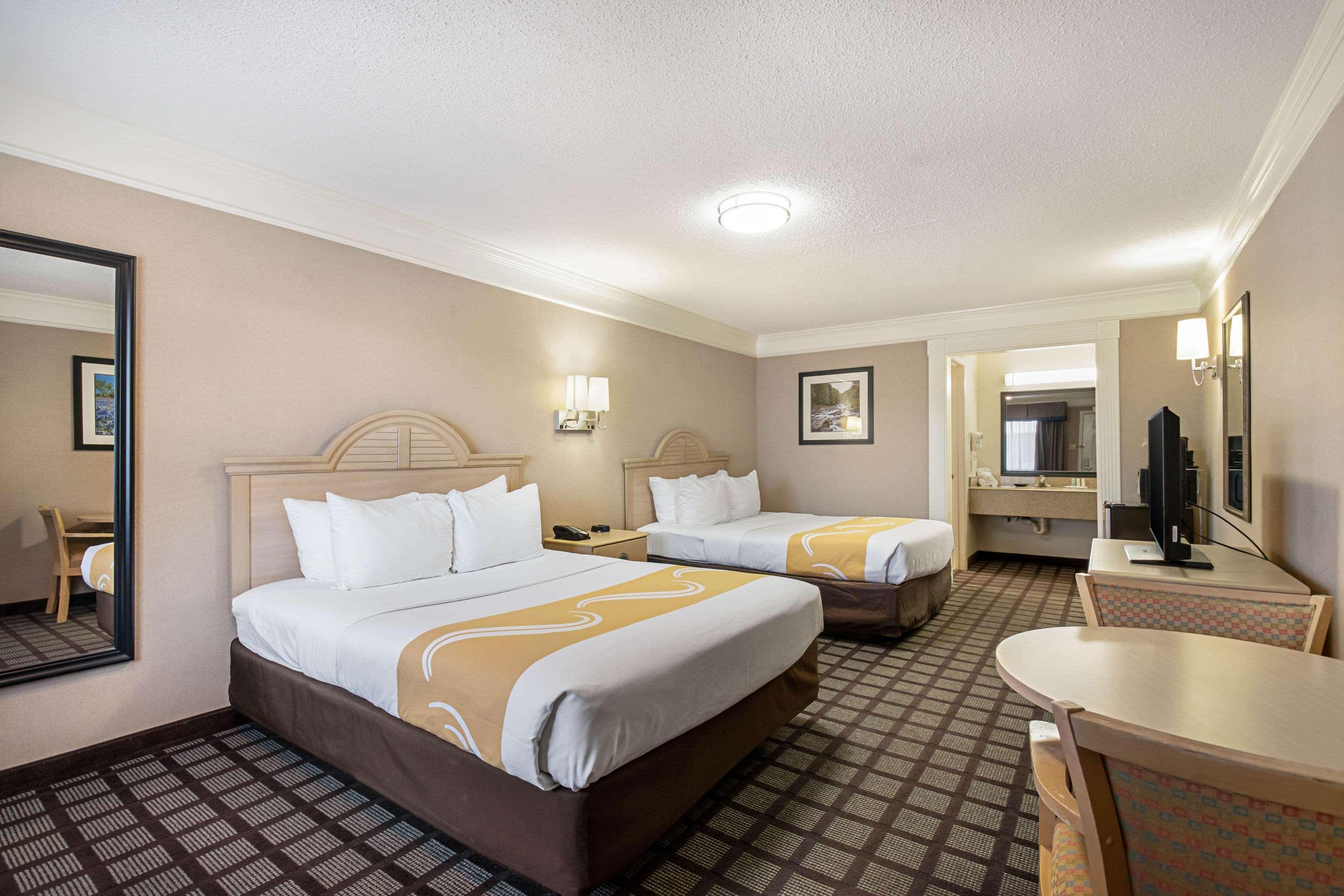 Quality Inn Near Lake Marble Falls Exterior foto