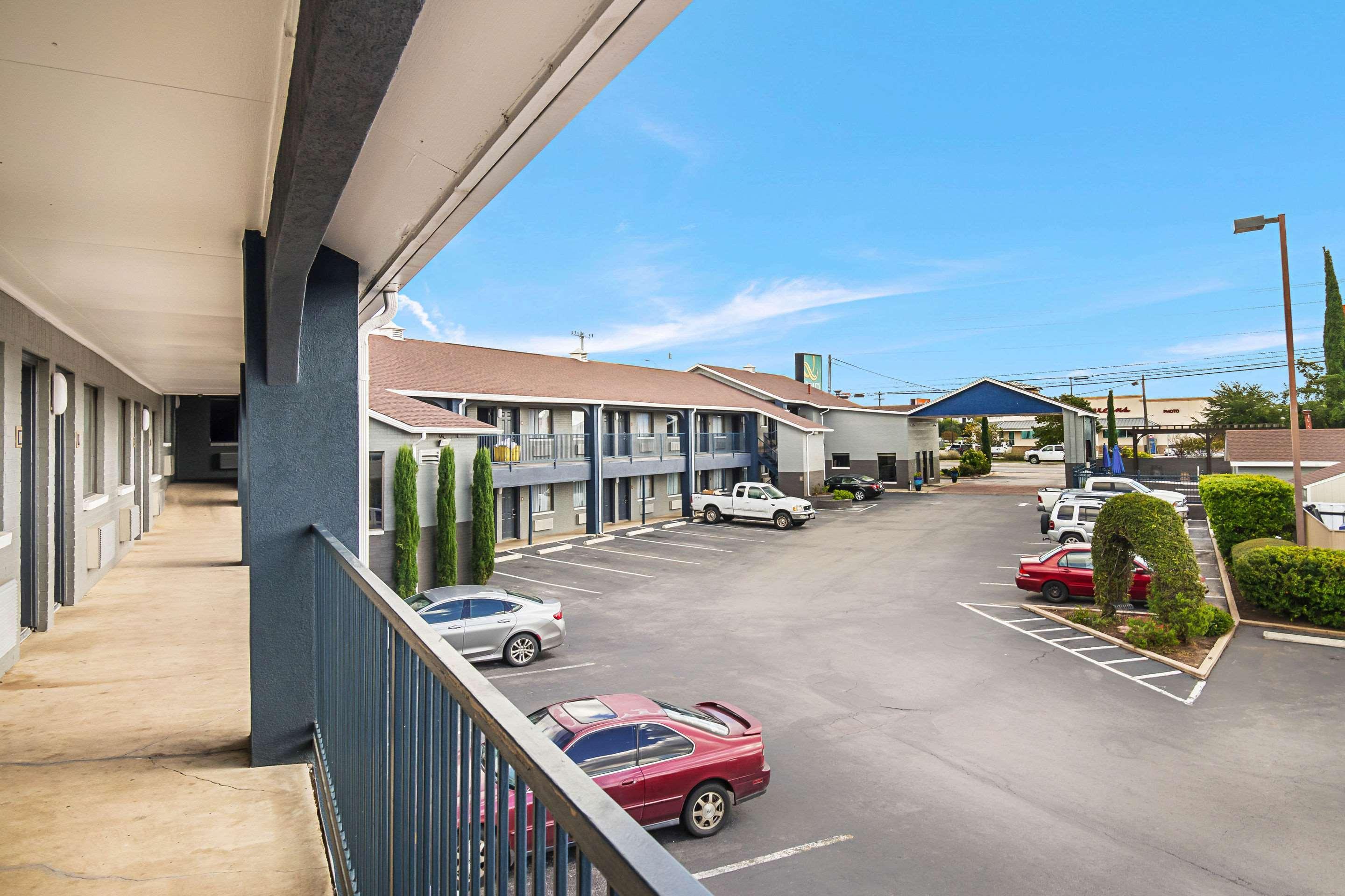 Quality Inn Near Lake Marble Falls Exterior foto